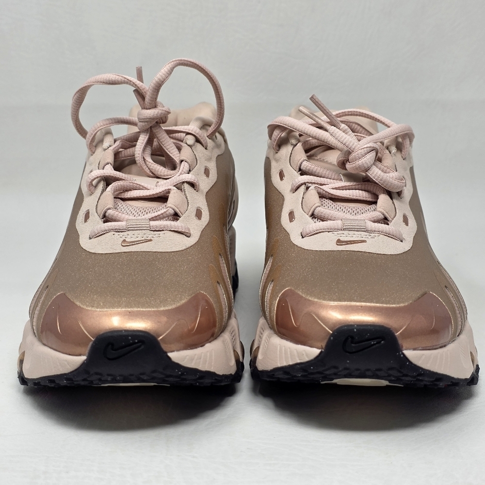 Air Max DN8 Women's Size 8 MTLC Red Bronze/Black Sneakers Shoes HF5509-900 New - Picture 8 of 10